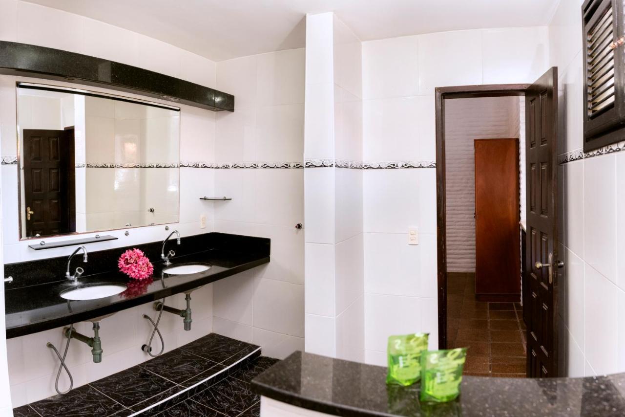 Sunshine Hotel Кумбуко Екстериор снимка