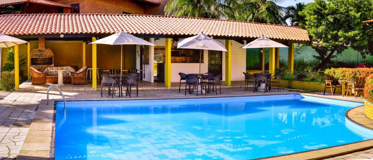 Sunshine Hotel Кумбуко Екстериор снимка